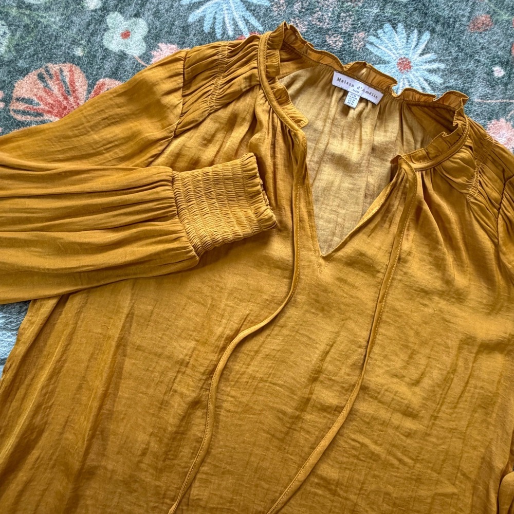 Maison d'Amélie Mustard Yellow Smocked Cuff Peasant Blouse Top Womens Medium